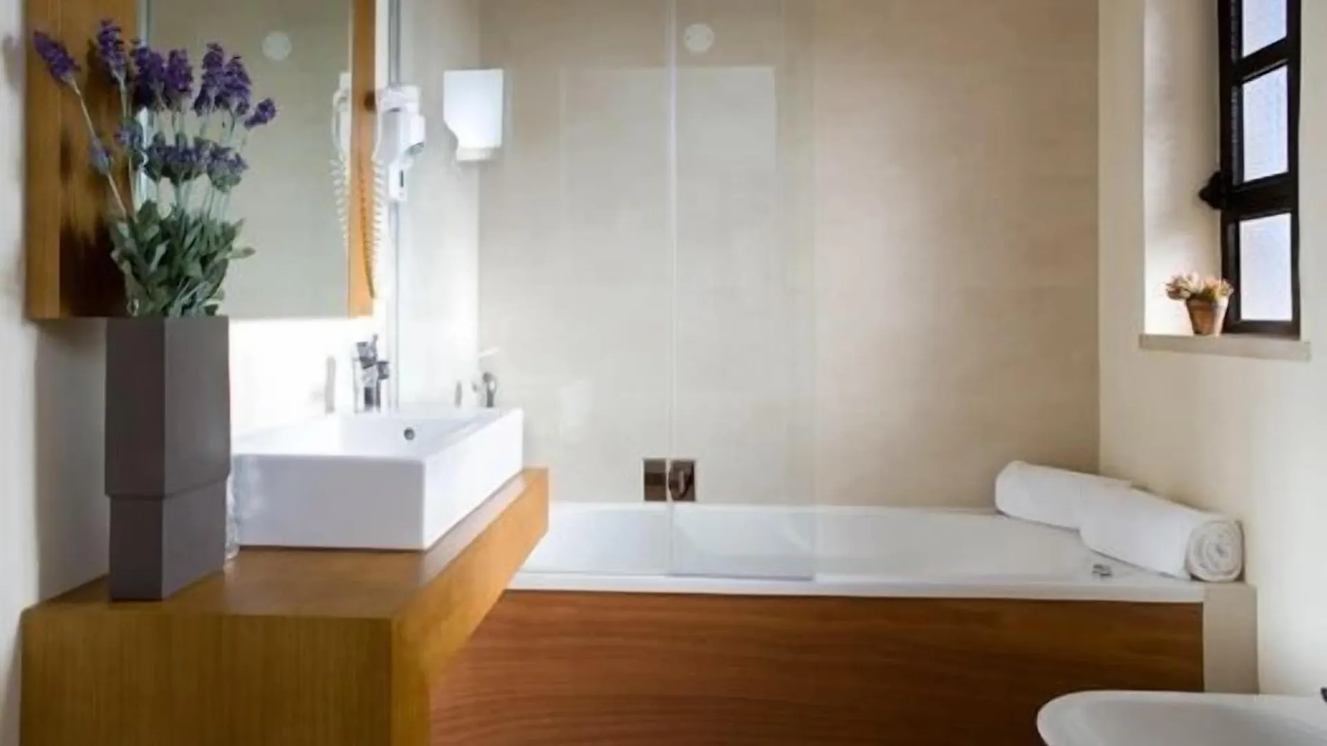 Hotel Parque Das Laranjeiras 빌라모라
