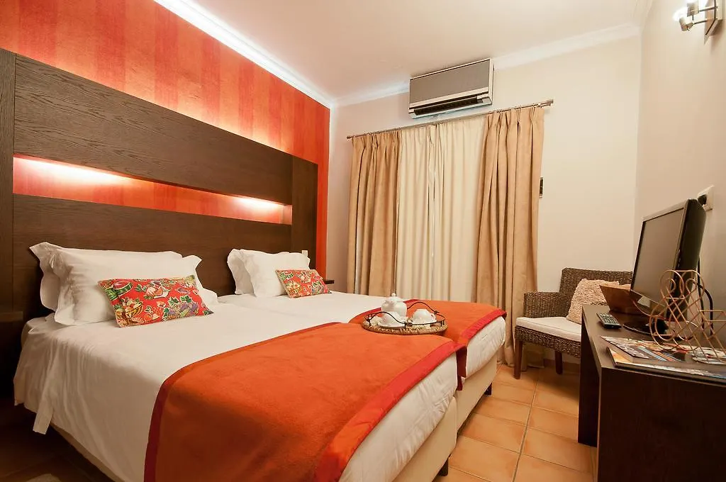 Hotel Parque Das Laranjeiras 빌라모라
